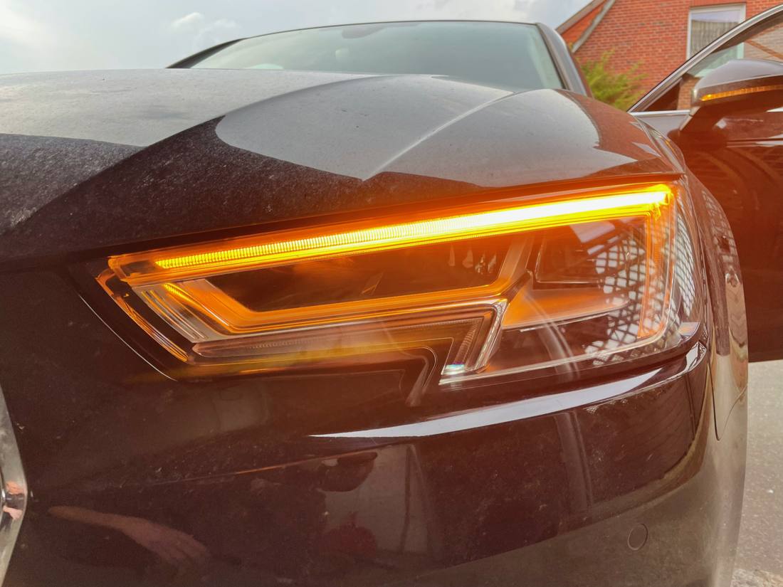 Dynamischer Blinker im Scheinwerfer